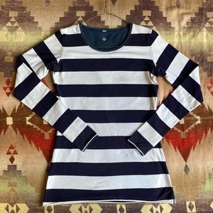 Lululemon Athletica Every Yogi Sz 6 Reversible Longsleeve Shirt